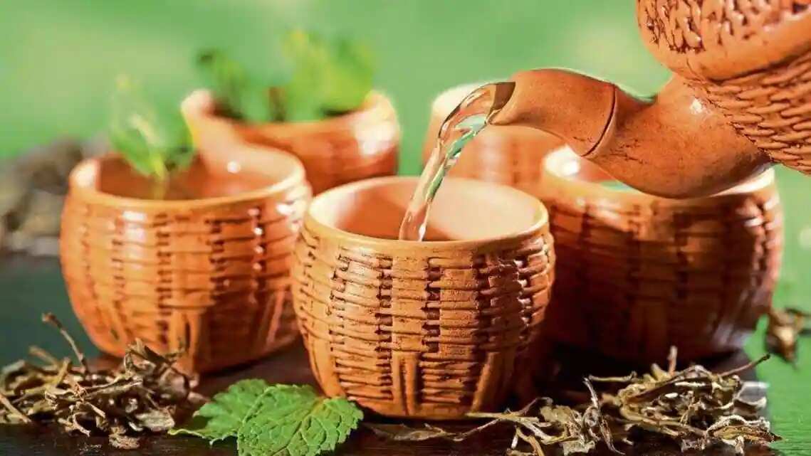 Why white tea is better than green