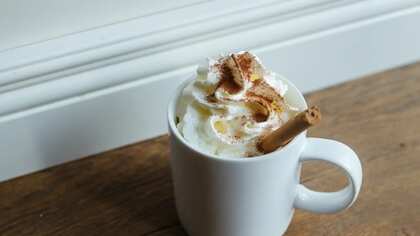 4 Peppermint Drinks That Will Keep You Warm From Head To Toe