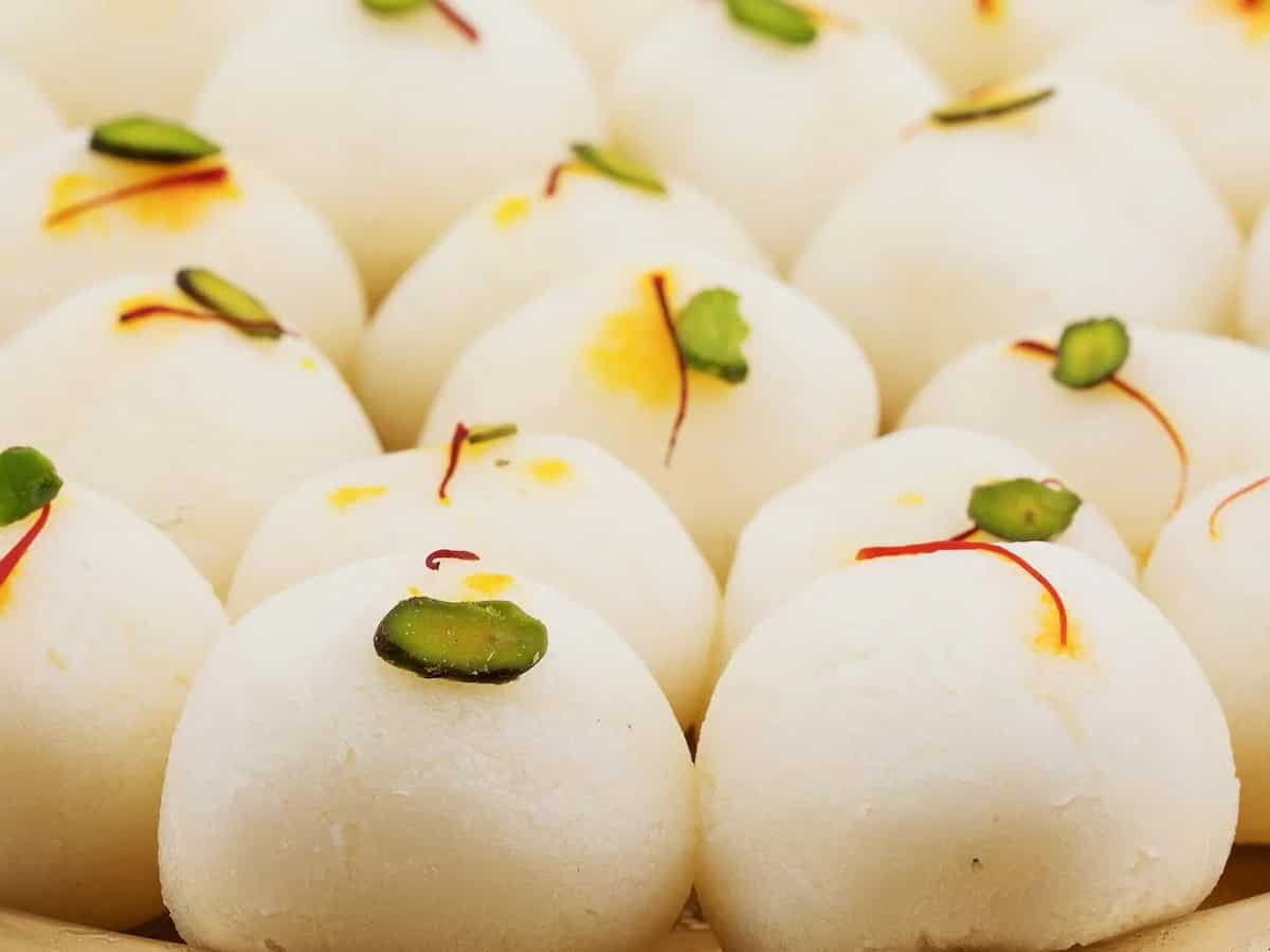 6 Best Rasgulla Shops In Kolkata