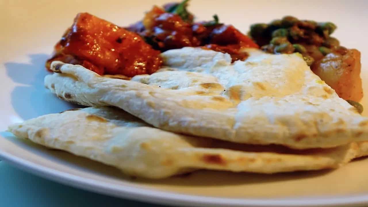 Want Fluffy And Chewy Naans At Home? Here Are 5 Easy Tricks To Ace The Naan Game