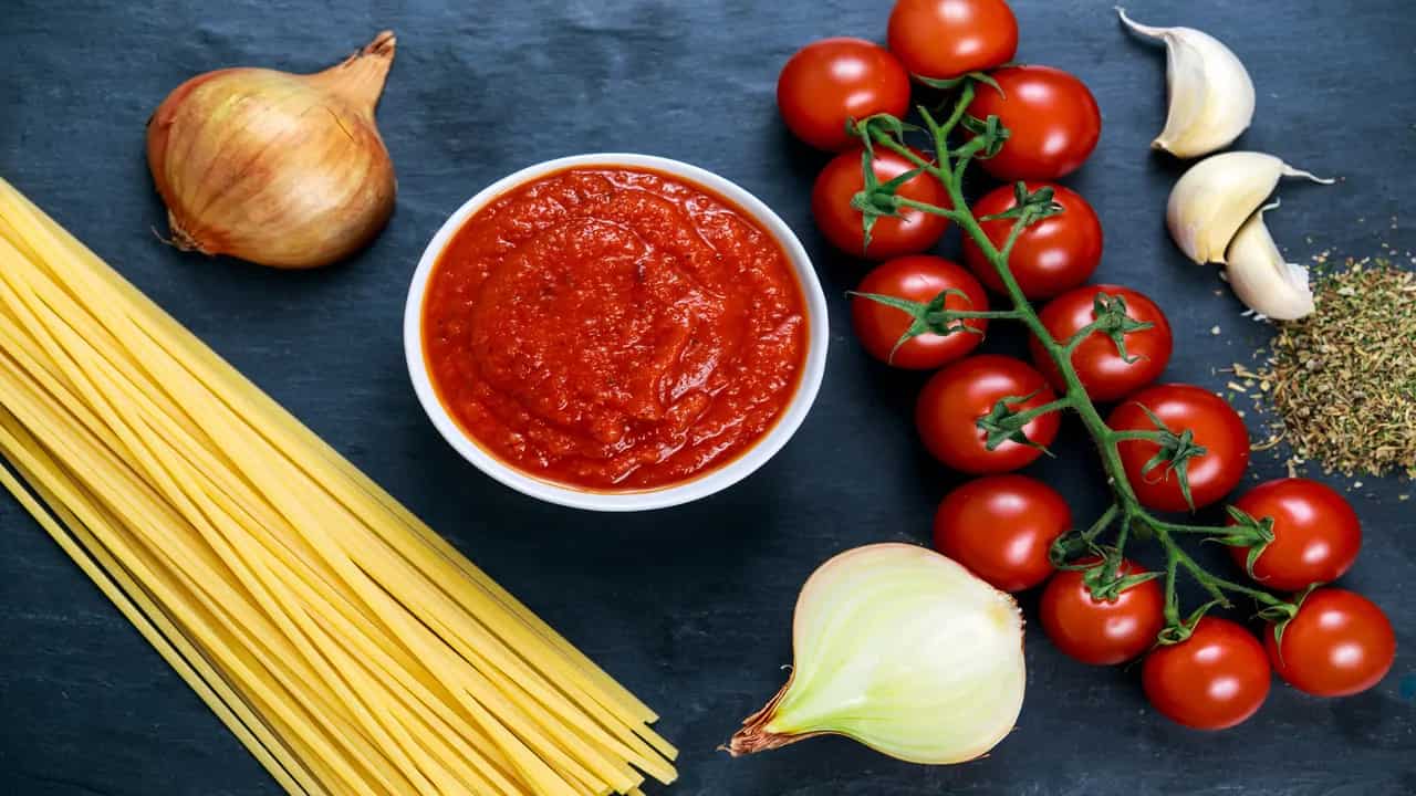 From Rich Taste To History Here's All About Marinara Sauce
