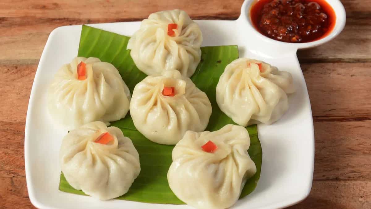 Vegetable Momos: Enjoy These Sweet Little Momo-Moments