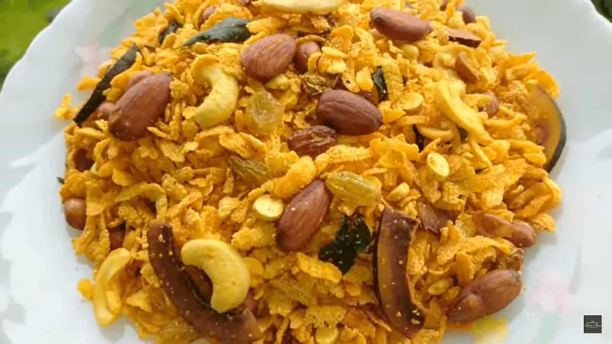 Chevda Tea Laxminarayan Style Chivda: The Best Tea-Time Snack