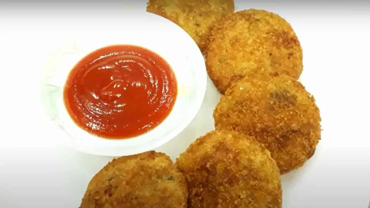 Chicken Cheese Cutlets Fried Fritters With Goodness of Cheese