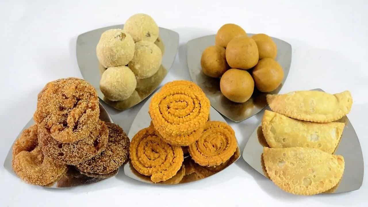 Did You Know That Preparing These 6 Foods On Dhanteras Is Auspicious?