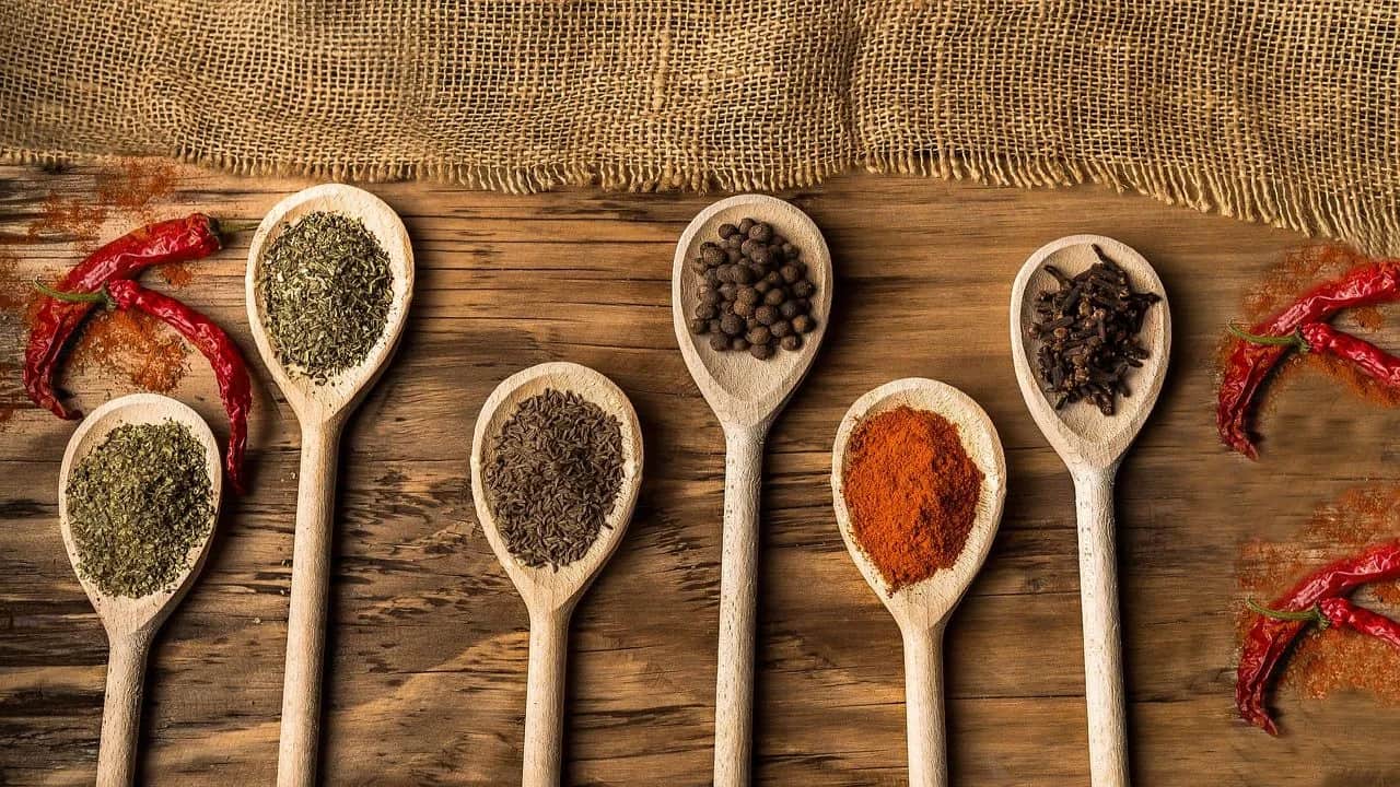 Eat These 5 Spices With Cooling Effects to Beat The Heat