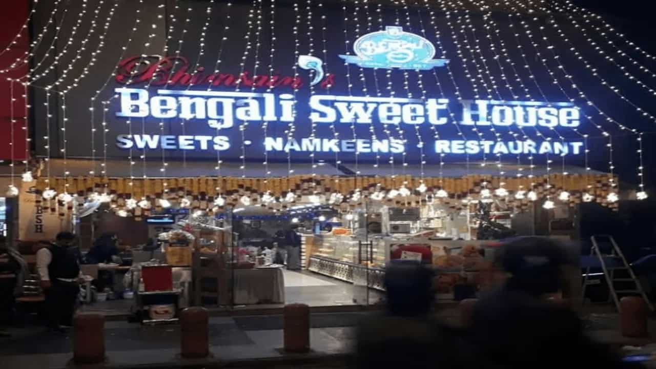 Chaina Ram To Bengali Sweet House: Your Food Guide To Delhi’s Oldest Mithai Shops