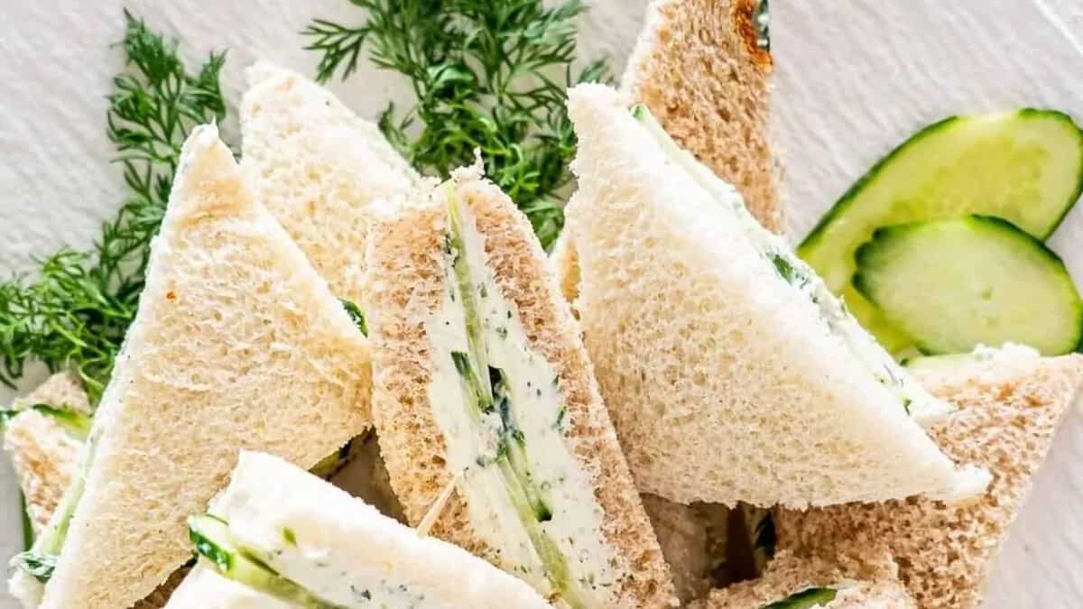 LongLasting Snacks You Can Carry To Your Road Trips