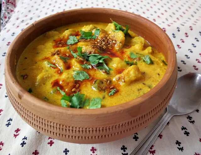 RAJASTHANI GATTE KI SABZI