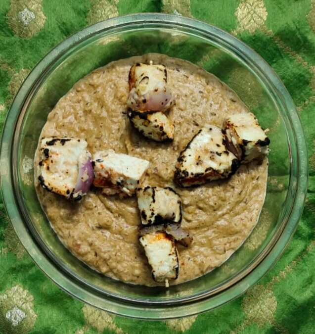 Chingari paneer tikka with kaju makhni gravey