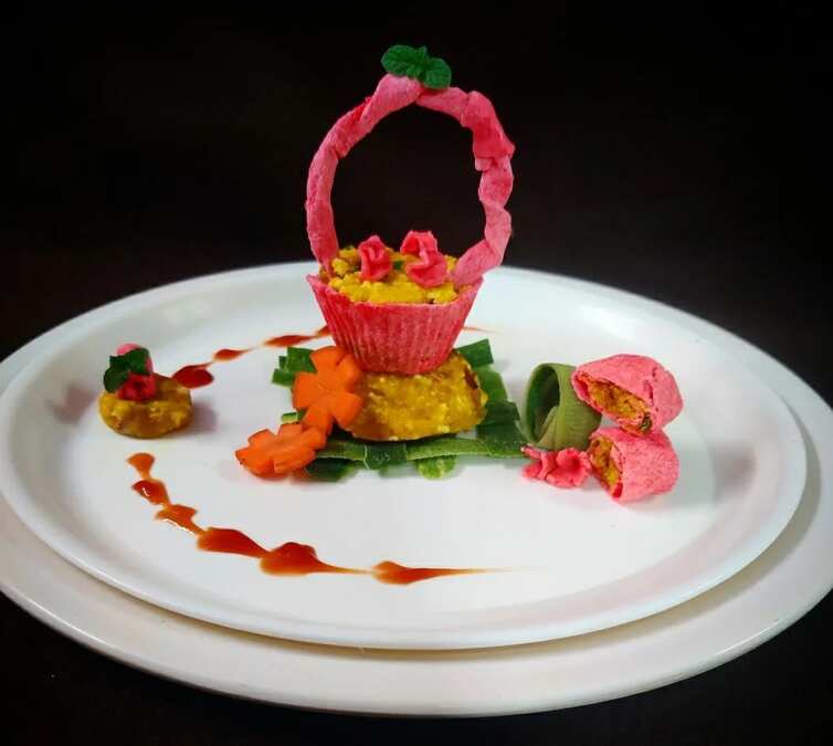 Paneer bhurji baked basket