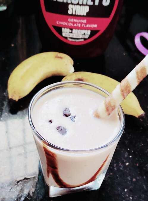 Banana chocolate smoothie