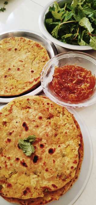 Aloo veg cheese paratha