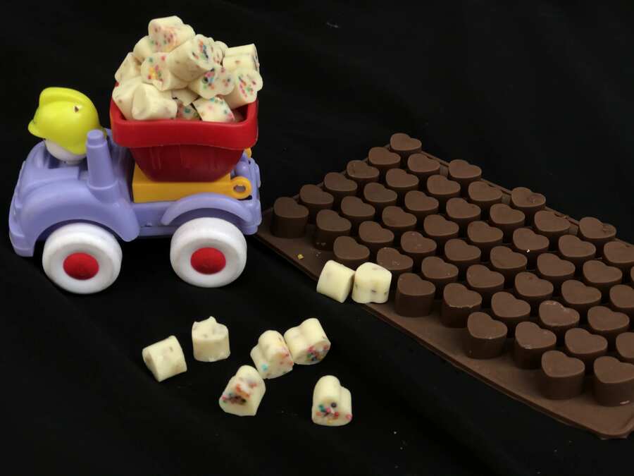 Roasted almond white chocolate 