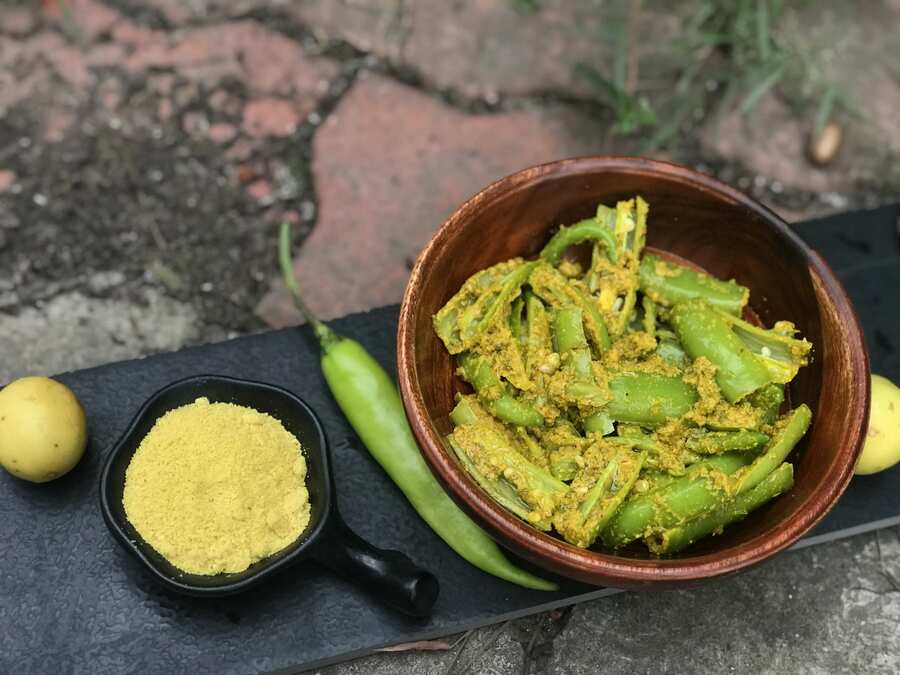 Green Chilli Pickle (Raita Marcha)