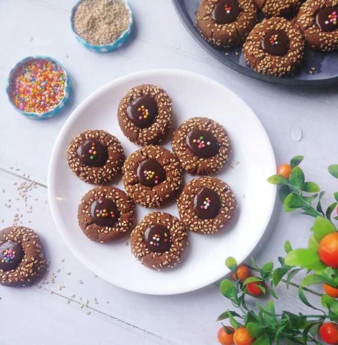 Double chocolate sesame cookies