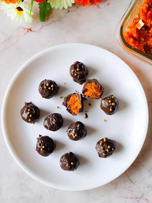 Carrot halwa truffles