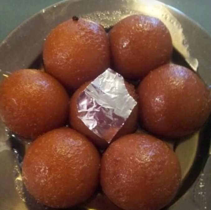 gulab jamun