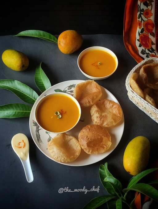 Aamras puri