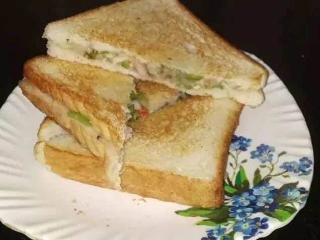 aloo sandwich