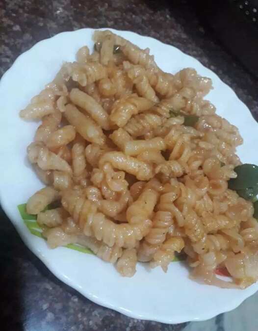 Tomato pasta