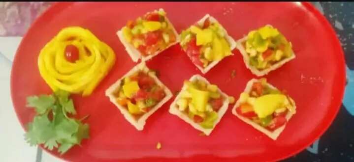 Mango salsa appetizer bites