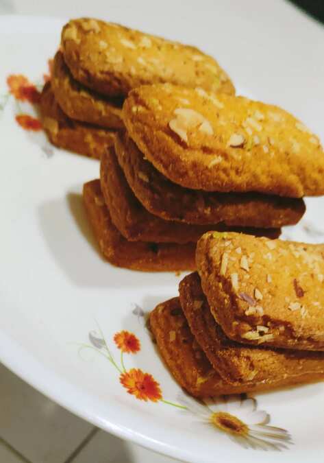 Wheat flour biscuits