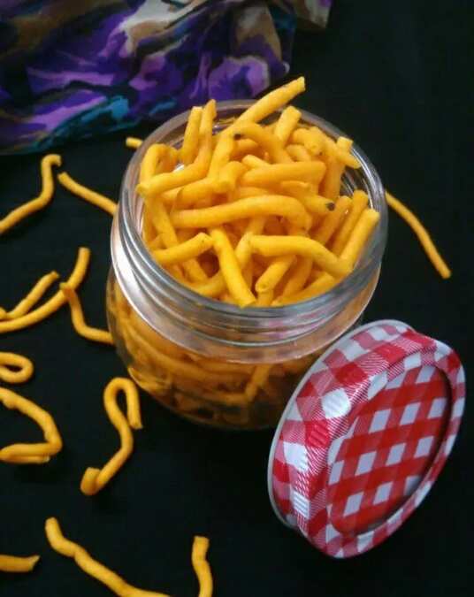 Besan Sev (Besan Bhujia)