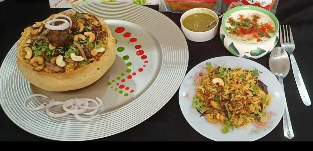 Palak Gatta Mataka Biryani