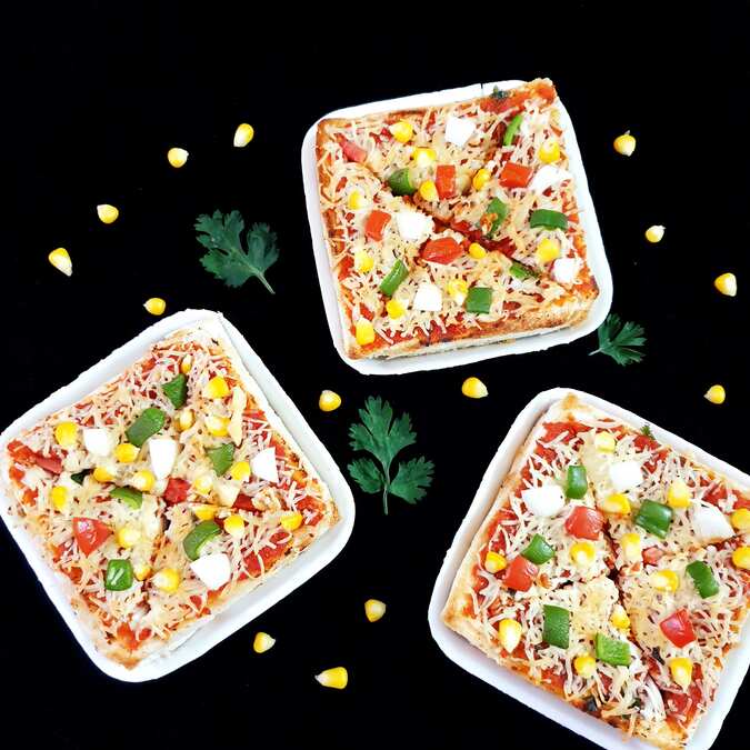 Cheese Garlic Bread Pizza