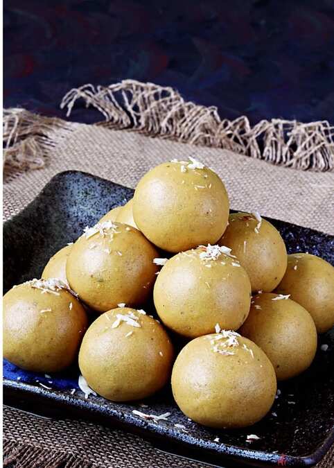 Besan Laddoo
