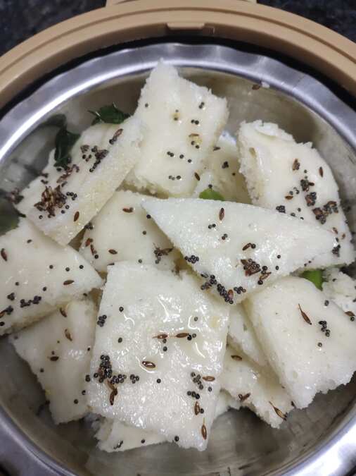 Suji dhokla