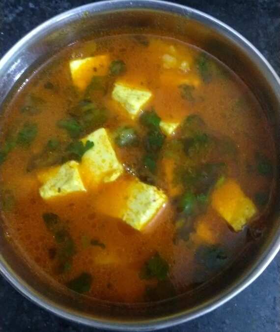 Matar paneer