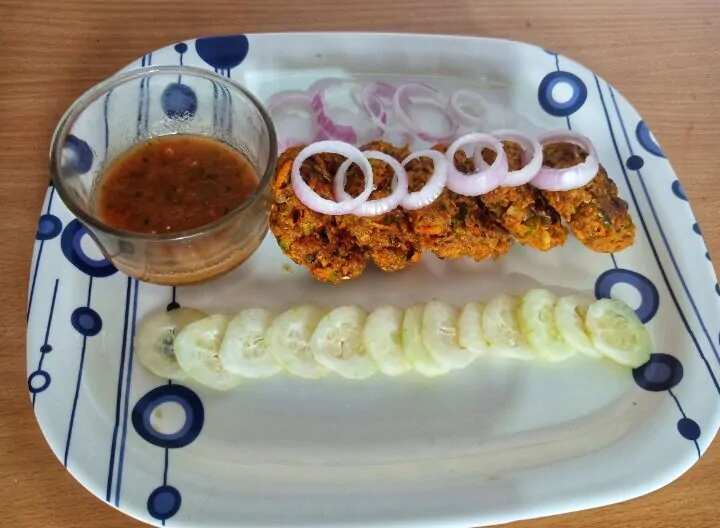 Oats And Veggies Cutlet