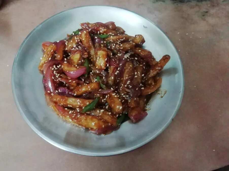 Honey chilli potato 