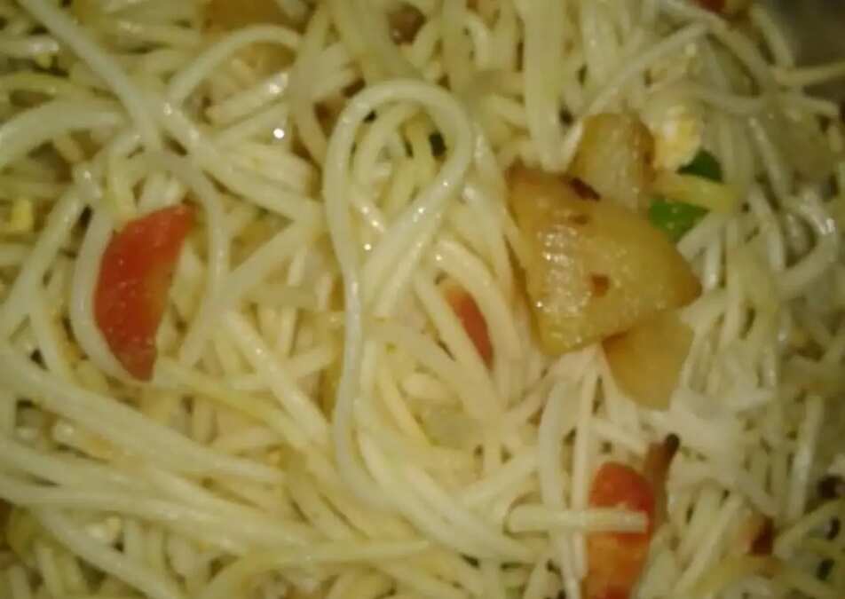 Chowmein with veggies
