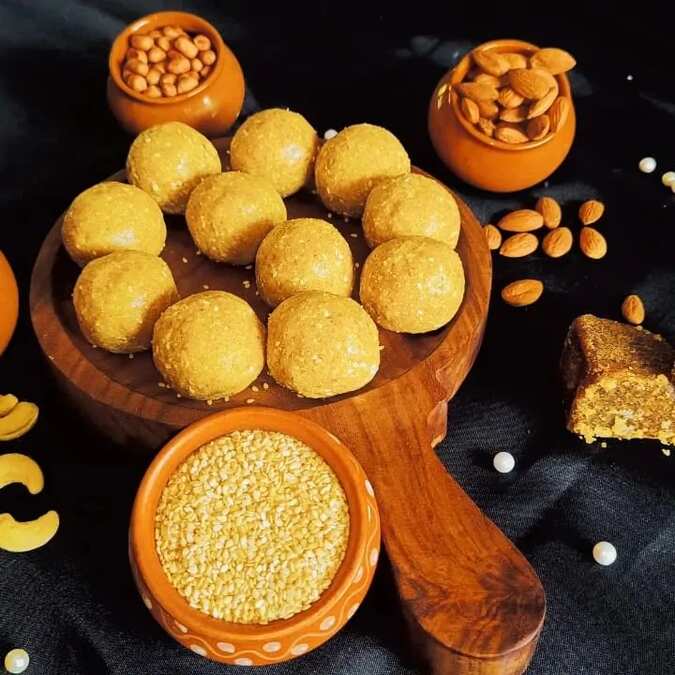 Til ,penut , dryfruit ,gud Ladu