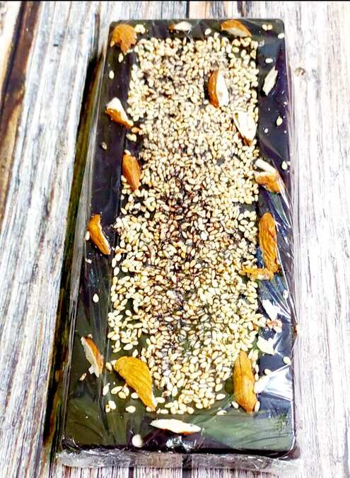 Nutty Sesame Chocolate Bar