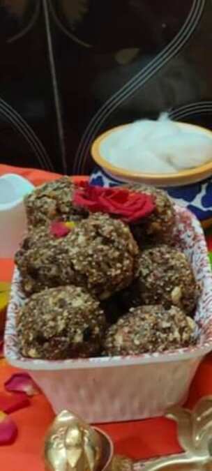 Dry fruits and coconut ladoo
