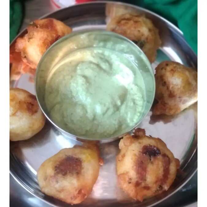 Idli bataka wada