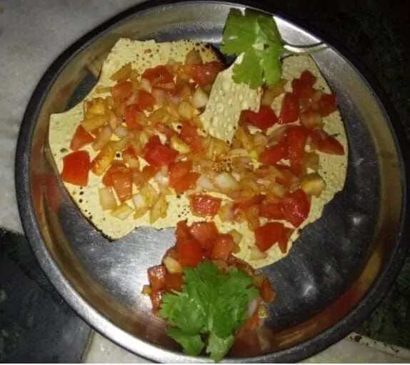 Chatpata Papad chat