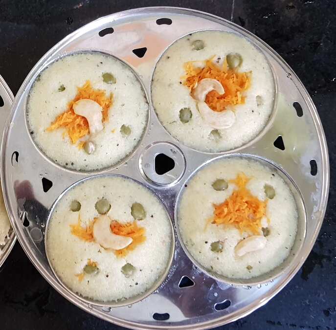 Vegetable rava idli 
