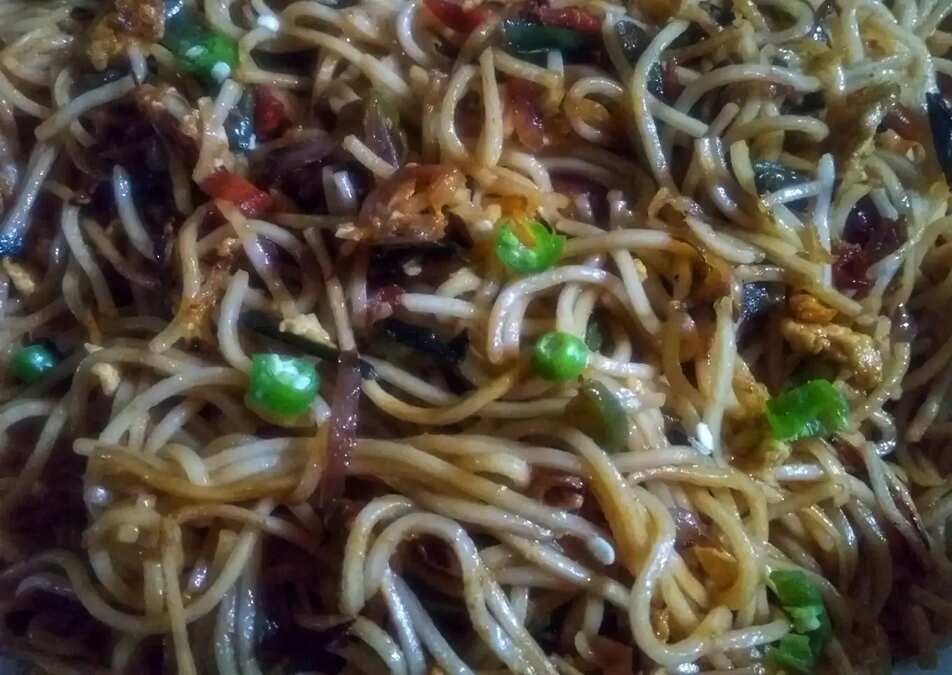 Mix veg egg Chowmein