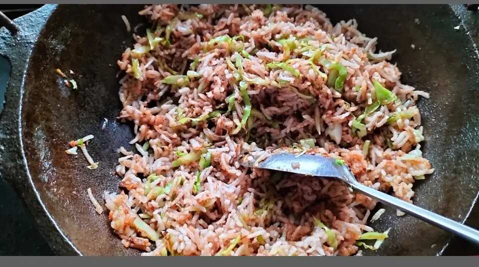 Burnt Garlic Rice less than 5 mins