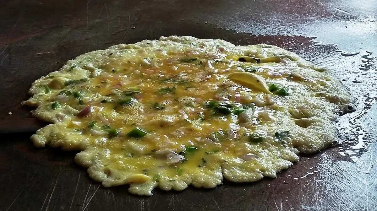 Amlet or Omletee on Road side