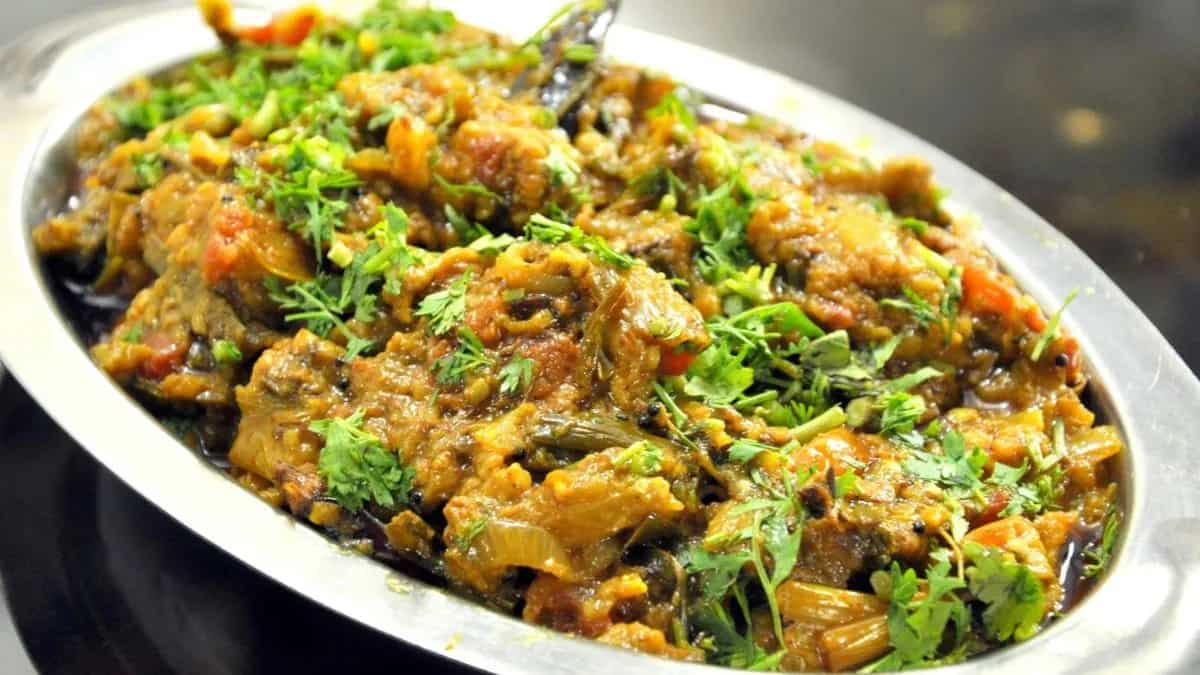 Smoked Brinjal Bharta: Charred Baingan Mash With Mustard Oil & Green Chilli