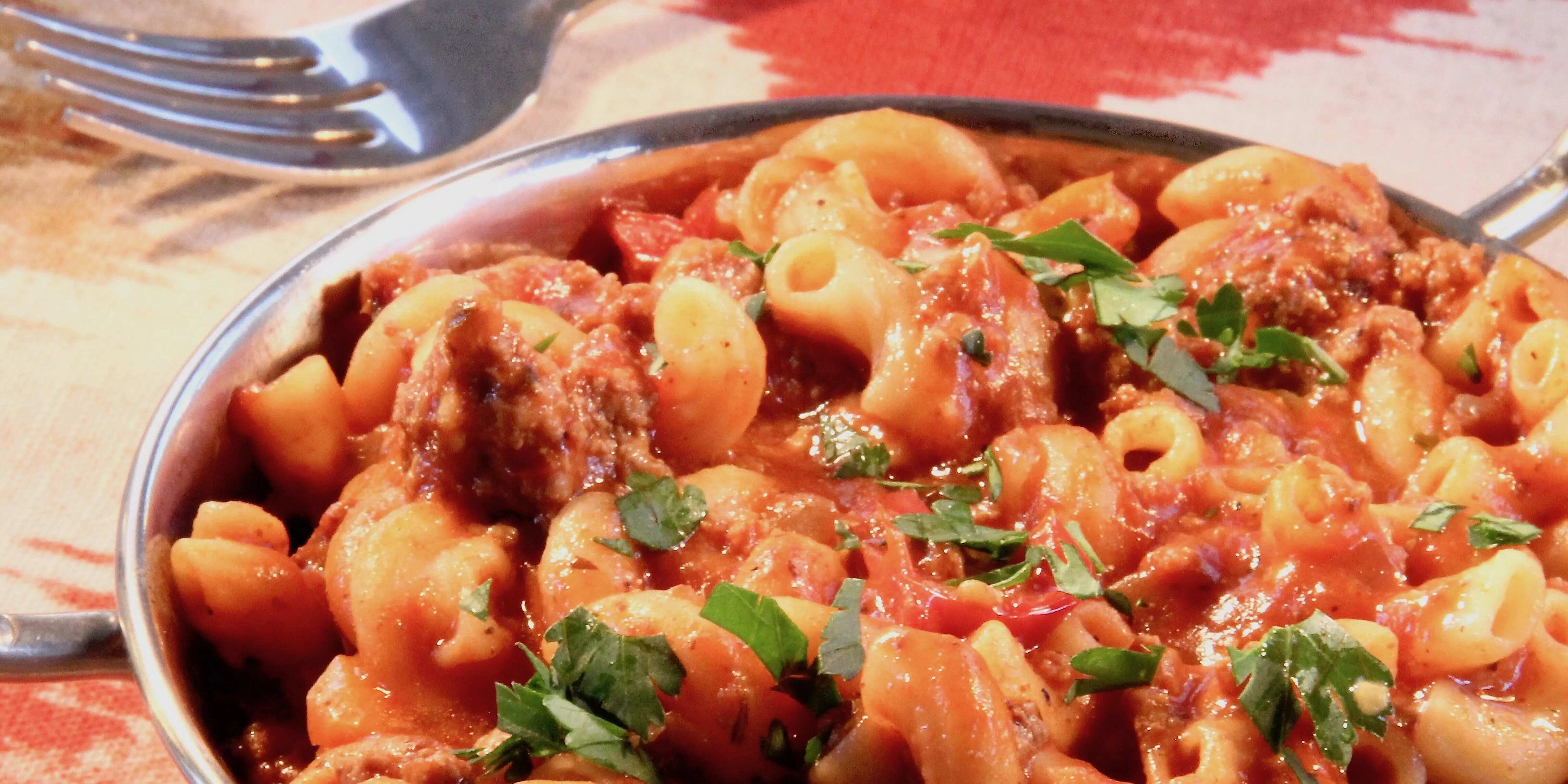 How to make A Minnesotan's Beef And Macaroni Hotdish Recipe