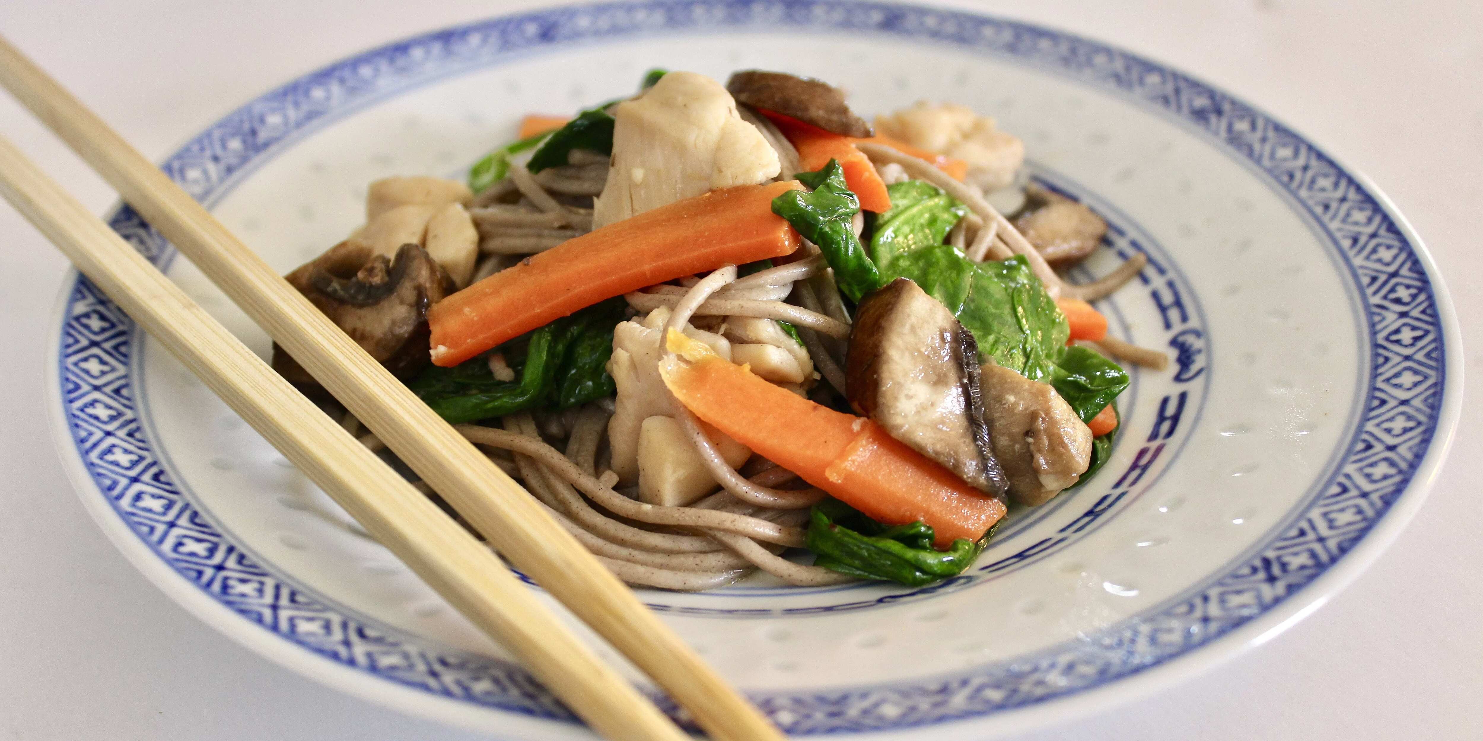 How to make Sesame Soba Noodles With Chicken Thighs And Vegetables Recipe
