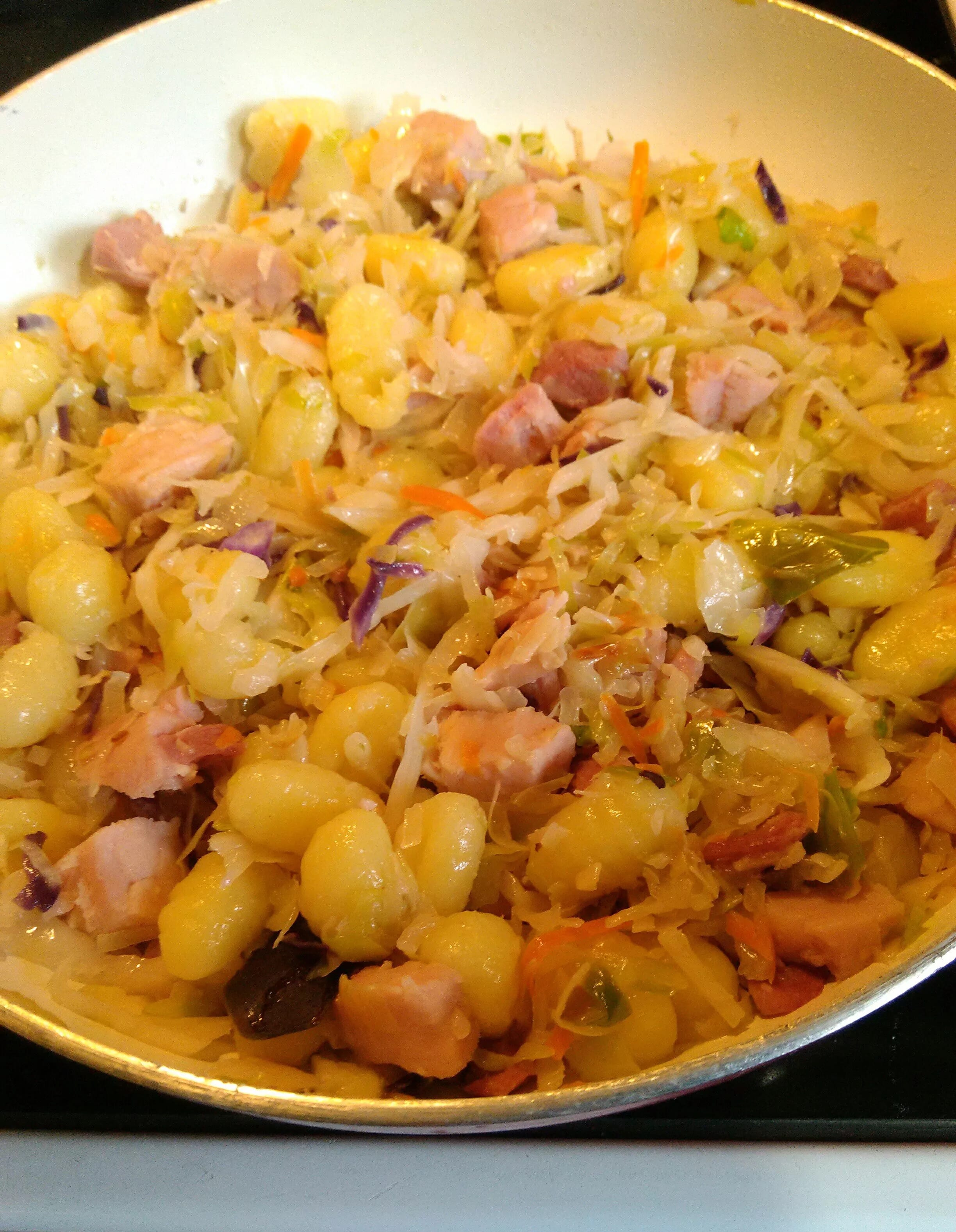 How to make Cabbage And Noodles With Ham Recipe