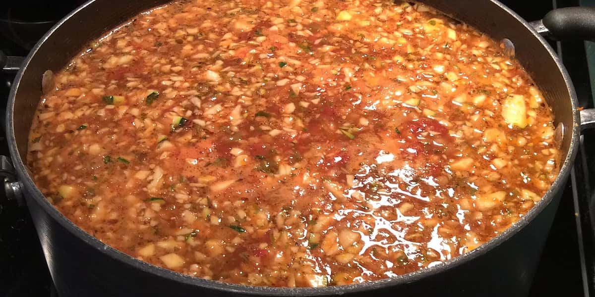 Lulus Tomato Hot Pot